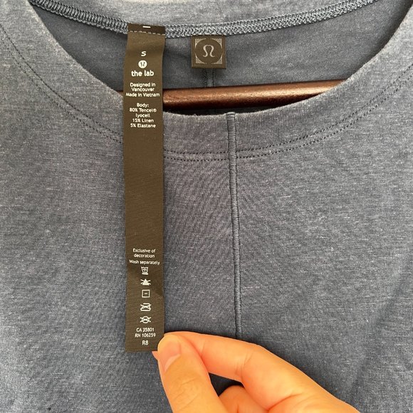 Lululemon Lab Esker Cropped Tank - S - Ink Blue - Picture 5 of 5